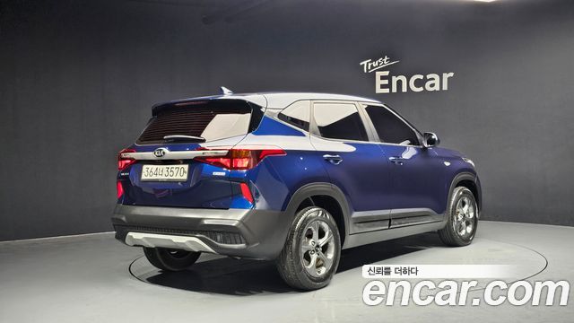 Kia Seltos из Кореи Encar