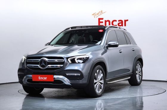Mercedes-Benz GLE-Class GLE300d 4MATIC — пробег 82 988 км — фото 1 из 5