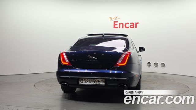 Jaguar XJ 3.0D Premium Luxury LWB X351 — пробег 101 635 км — фото 4 из 5