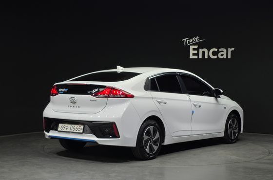 Hyundai Ioniq N — пробег 113 583 км — фото 2 из 5