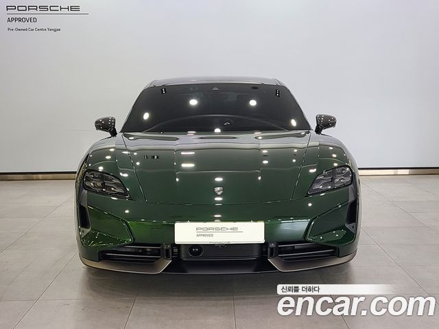 Porsche Taycan Turbo S — пробег 12 300 км — фото 3 из 5