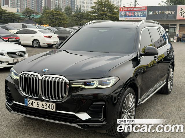 BMW X7 xDrive 40d Design Pure Excellence 7-Seater — пробег 77 220 км — фото 1 из 5