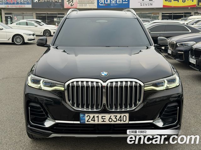 BMW X7 xDrive 40d Design Pure Excellence 7-Seater — пробег 77 220 км — фото 3 из 5