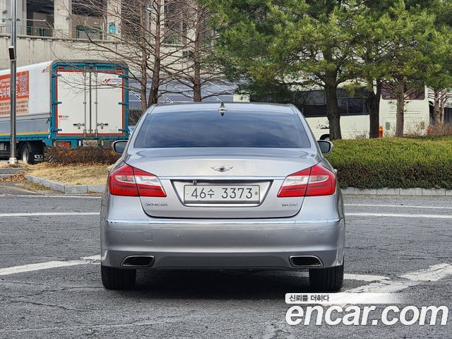 Hyundai Genesis из Кореи Encar