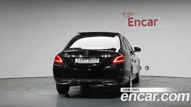 Mercedes-Benz C-Class из Кореи Encar