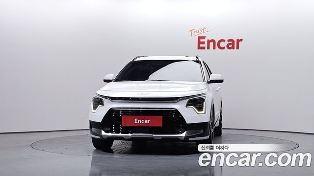 Kia Niro Signature — пробег 122 546 км — фото 3 из 5