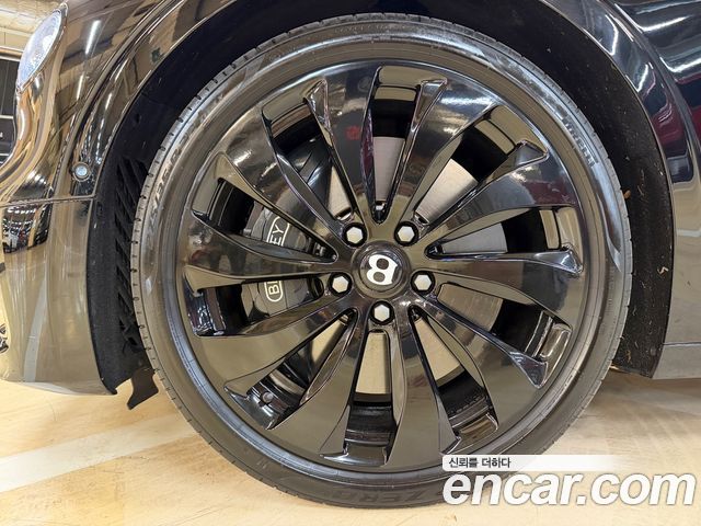 Bentley Flying Spur из Кореи Encar