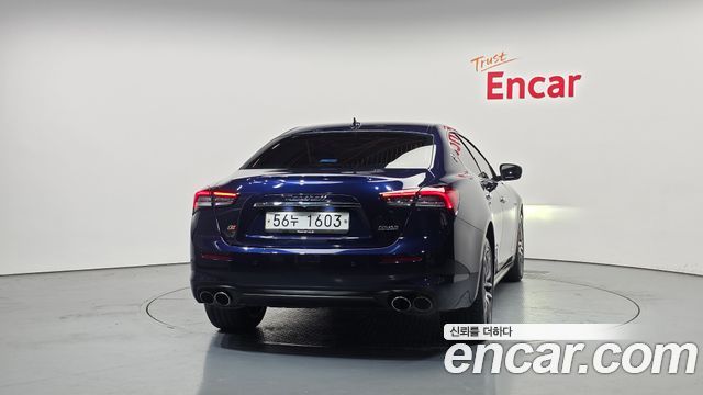 Maserati Ghibli из Кореи Encar