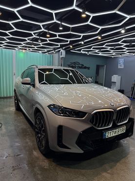 BMW X6 xDrive40i M Sport — пробег 48 594 км — фото 2 из 5