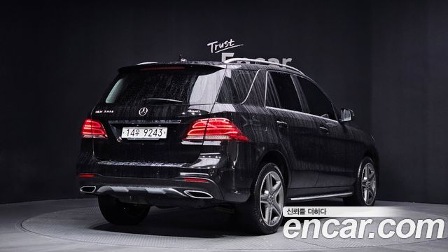 Mercedes-Benz GLE-Class GLE350 d 4MATIC — пробег 142 650 км — фото 2 из 5