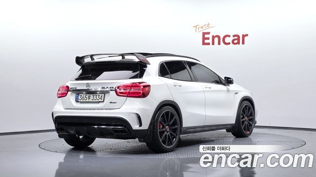 Mercedes-Benz GLA-Class GLA45 AMG 4MATIC — пробег 109 775 км — фото 2 из 5