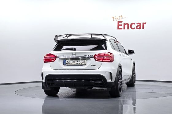 Mercedes-Benz GLA-Class GLA45 AMG 4MATIC — пробег 109 775 км — фото 4 из 5