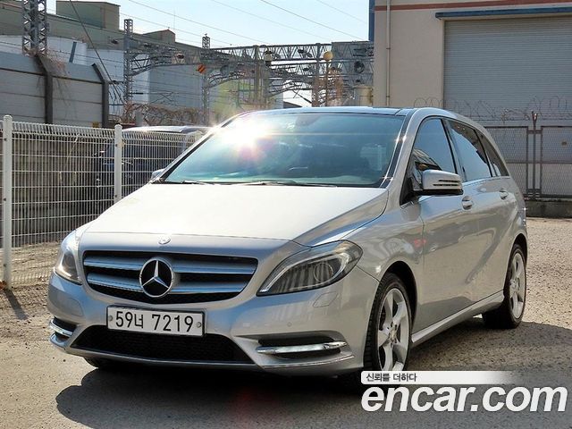 Mercedes-Benz B-Class B200 CDI Blue efficiency Sport pack — пробег 117 450 км — фото 2 из 5