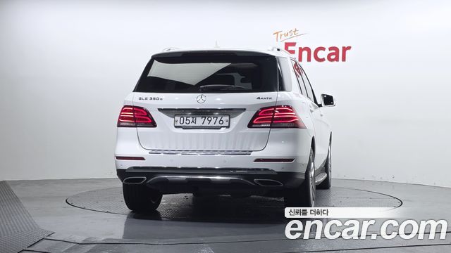 Mercedes-Benz GLE-Class GLE350 d 4MATIC — пробег 117 573 км — фото 4 из 5