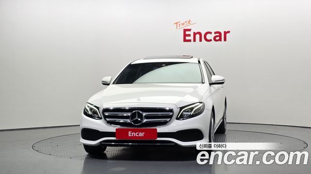 Mercedes-Benz E-Class из Кореи Encar