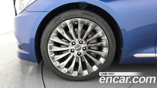 Hyundai Genesis из Кореи Encar
