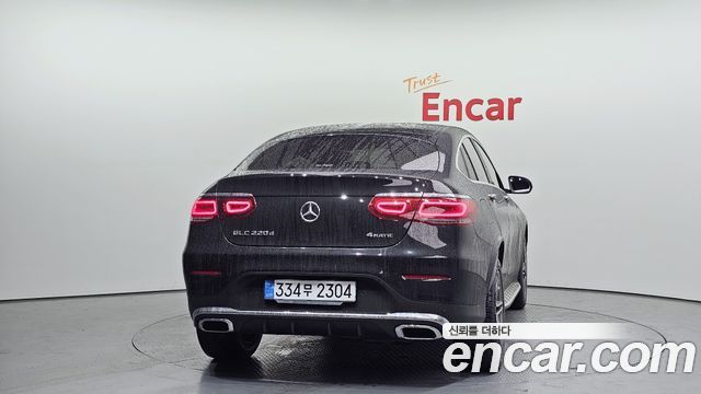 Mercedes-Benz GLC-Class GLC220 d 4MATIC Coupe — пробег 170 001 км — фото 4 из 5
