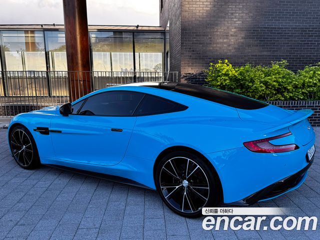 Astonmartin Vanquish 6.0 V12 Coupe 2nd — пробег 35 500 км — фото 2 из 5