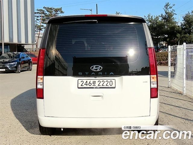 Hyundai Staria из Кореи Encar