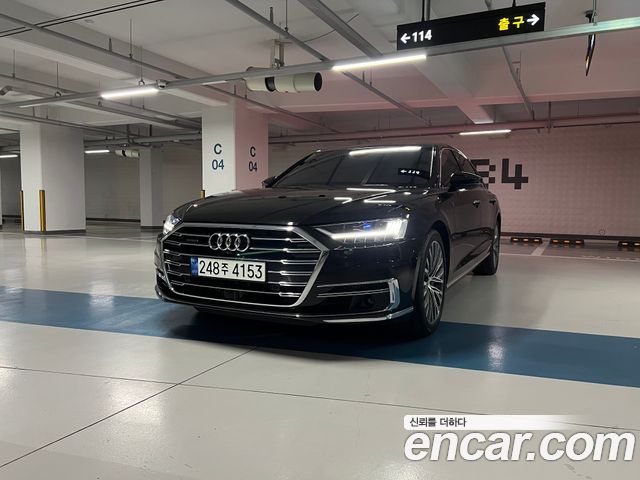 Audi A8 60 TFSI Quattro LWB — пробег 39 400 км — фото 1 из 5