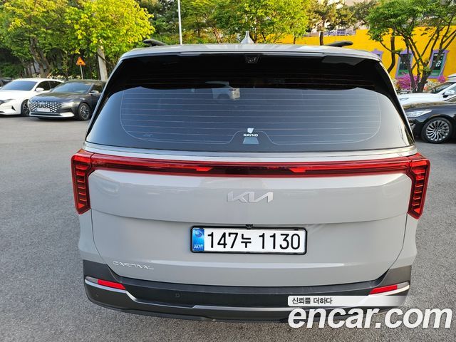 Kia Carnival Gasoline 9-Seater Gravity — пробег 9 415 км — фото 4 из 5