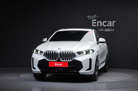 BMW X6 xDrive40i M Sport — пробег 4 788 км — фото 3 из 5