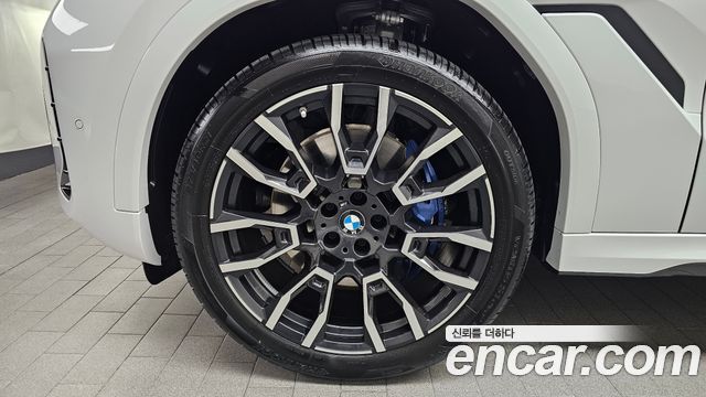 BMW X6 xDrive40i M Sport — пробег 4 788 км — фото 5 из 5