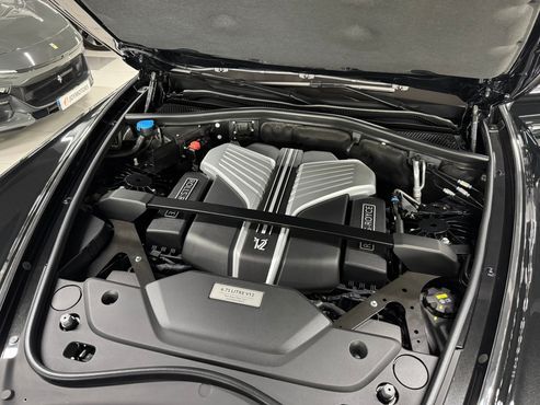 Rolls-Royce Phantom 6.7 V12 — пробег 4 300 км — фото 5 из 5