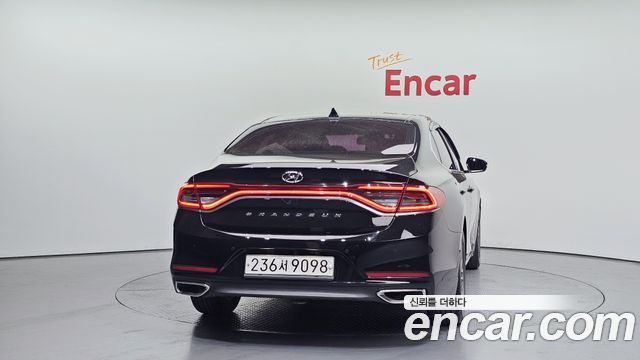 Hyundai Grandeur из Кореи Encar