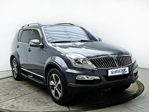 Ssangyong Rexton 2.2 4WD RX7 Luxury — пробег 109 832 км — фото 2 из 5