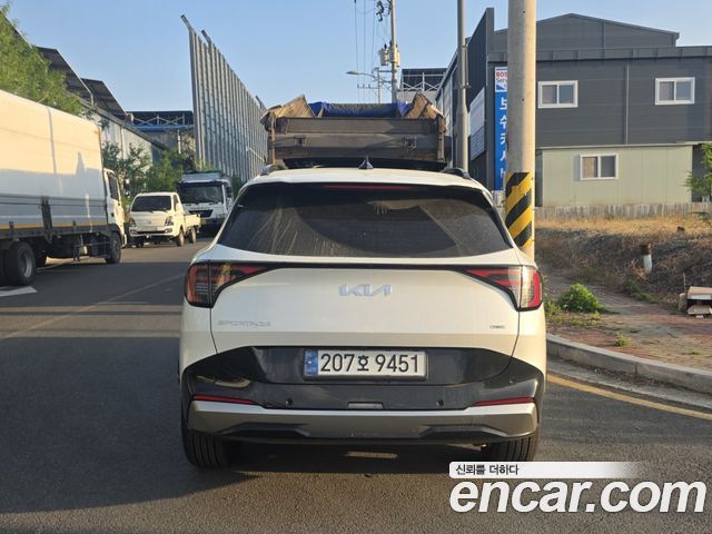 Kia Sportage HEV 1.6 2WD Signature — пробег 7 500 км — фото 3 из 5