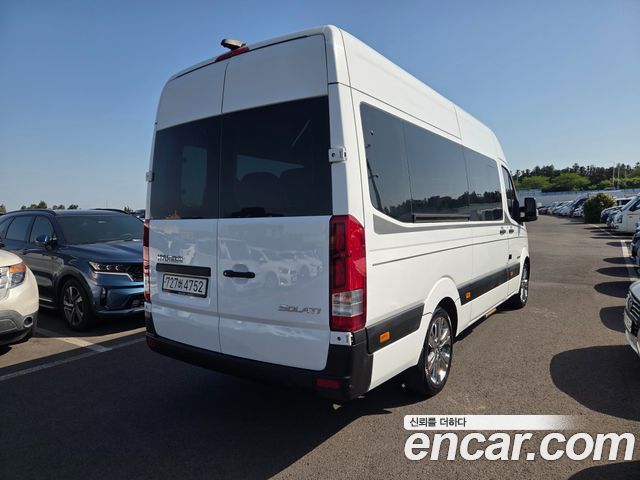 Hyundai Solati 15-seater Luxury — пробег 96 280 км — фото 3 из 5