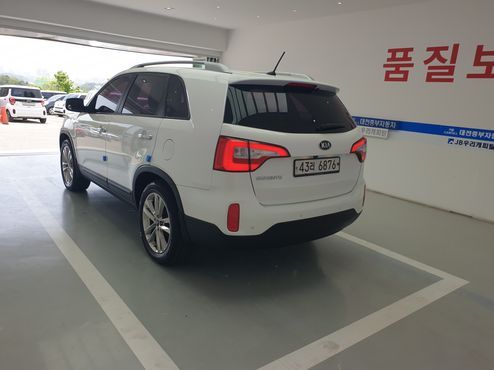 Kia Sorento Diesel 2.0 2WD Prestige — пробег 148 926 км — фото 5 из 5