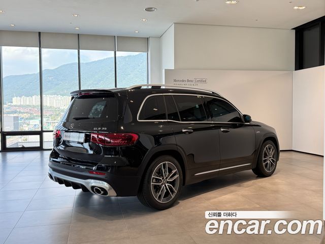 Mercedes-Benz GLB-Class AMG GLB35 4MATIC — пробег 16 798 км — фото 4 из 5