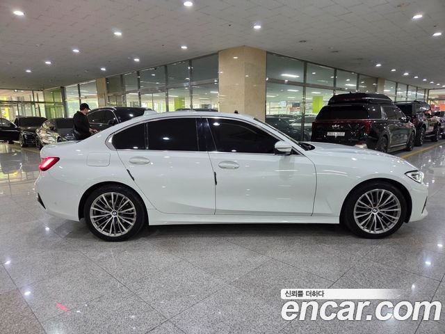 BMW 3-Series 320d Luxury — пробег 112 417 км — фото 5 из 5