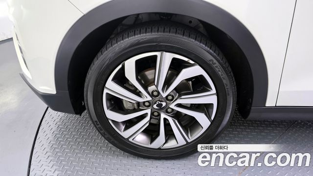 Ssangyong TIBOLI из Кореи Encar