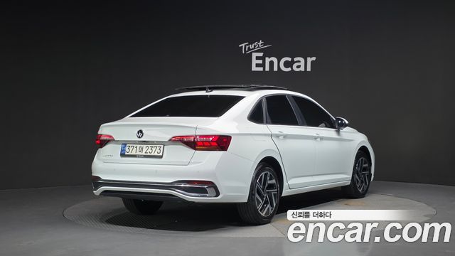 Volkswagen Jetta 1.5 TSI Prestige — пробег 15 799 км — фото 2 из 5