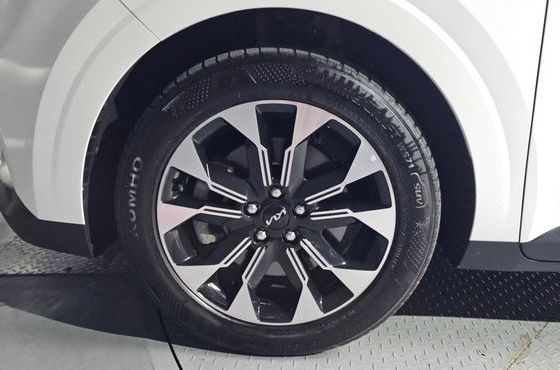 Kia Carnival 9-Seater Prestige — пробег 17 449 км — фото 5 из 5