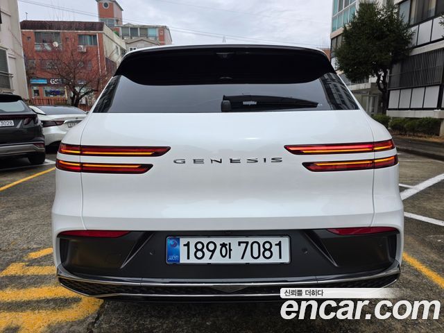 Genesis GV70 2.5T Gasoline 2WD — пробег 1 652 км — фото 5 из 5