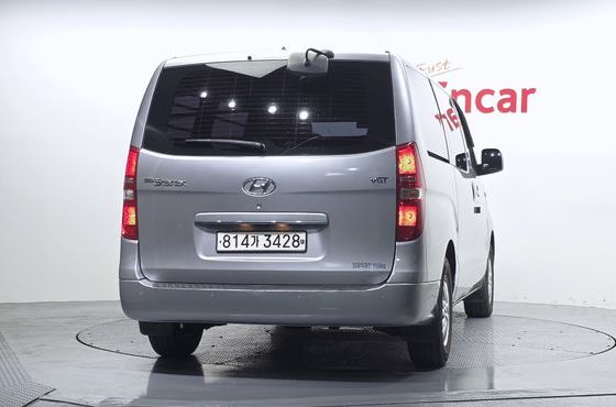 Hyundai Starex 3-Seater VAN Smart — пробег 180 157 км — фото 4 из 5