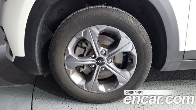 Kia Seltos из Кореи Encar