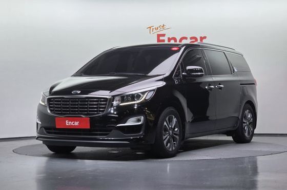 Kia Carnival Gasoline 11-Seater Prestige — пробег 105 429 км — фото 1 из 5