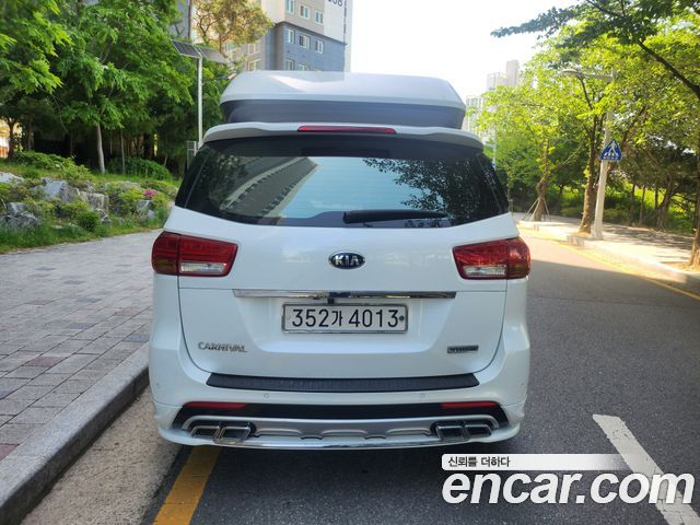 Kia Carnival из Кореи Encar