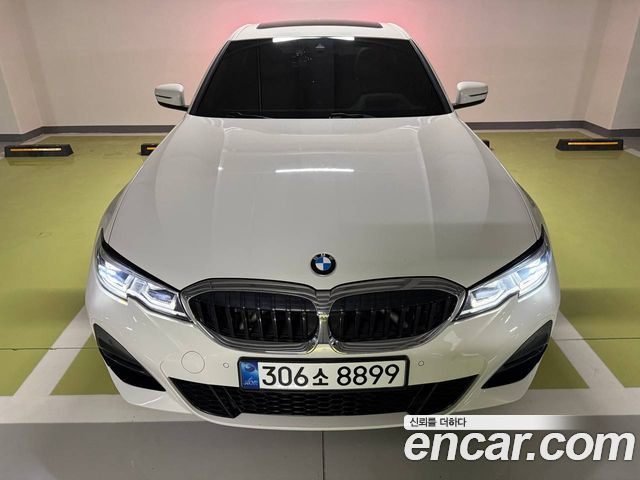 BMW 3-Series 330i xDrive M Sport — пробег 80 100 км — фото 3 из 5
