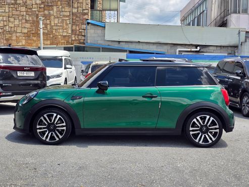 Mini Cooper Classic Third Generation — пробег 19 000 км — фото 3 из 5