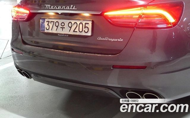 Maserati Quattroporte из Кореи Encar