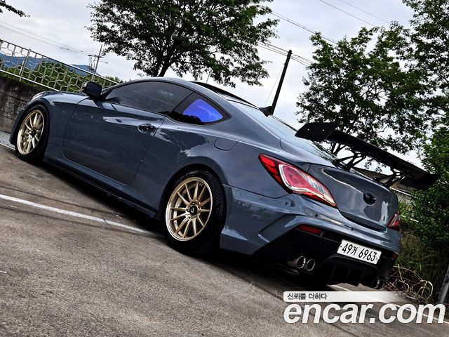 Hyundai Genesis из Кореи Encar