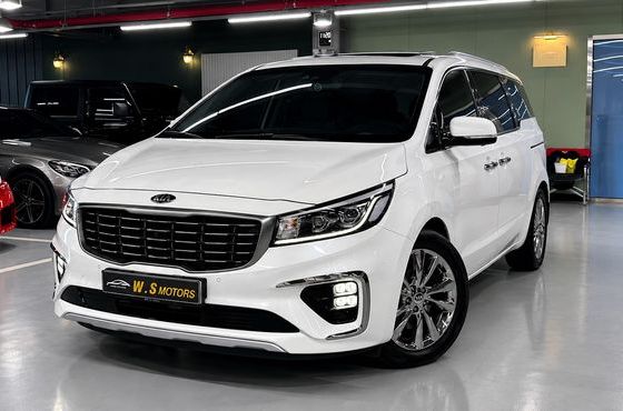 Kia Carnival Gasoline 7-Seater Limousine President — пробег 56 362 км — фото 1 из 5