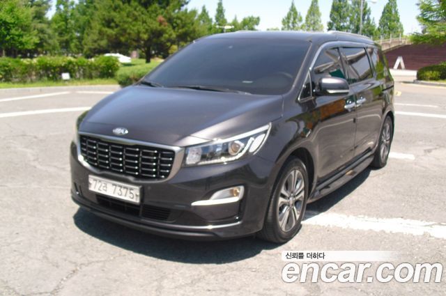 Kia Carnival из Кореи Encar