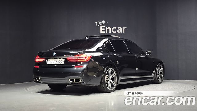 BMW 7-Series M760Li xDrive — пробег 125 736 км — фото 2 из 5